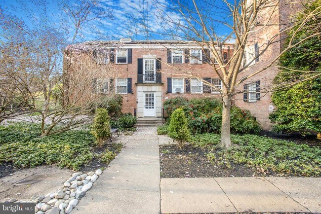 5007 10th St S Unit 2