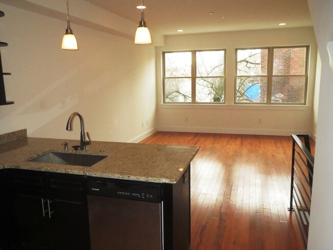 Photo - 1614 Ogden St Unit A - Top Floor