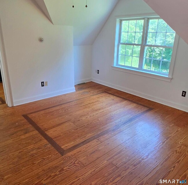 Photo - 19 Moodus Leesville Rd