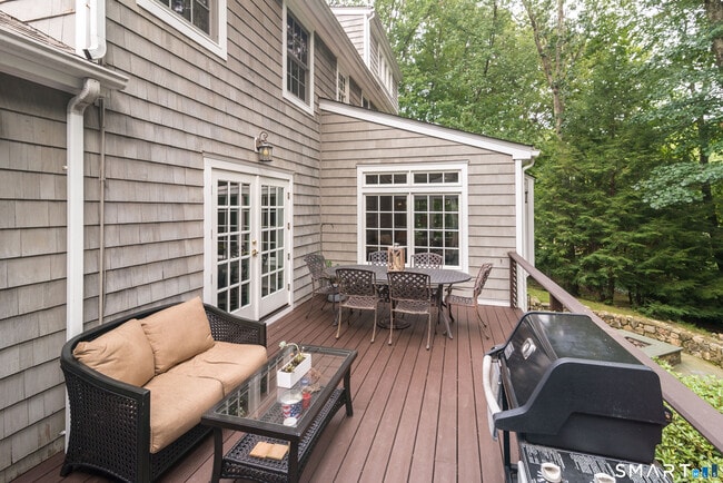36 Kingswood Pl