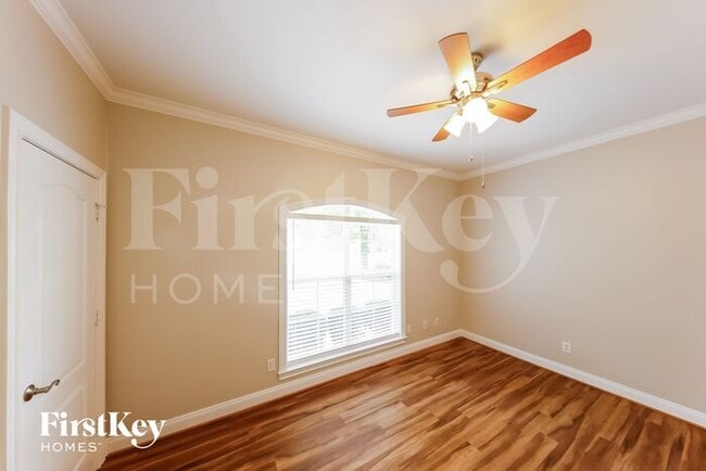 Photo - 188 Belvedere Dr