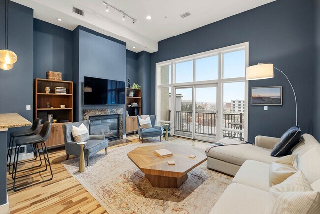 Building Photo - U St Penthouse Unit 301