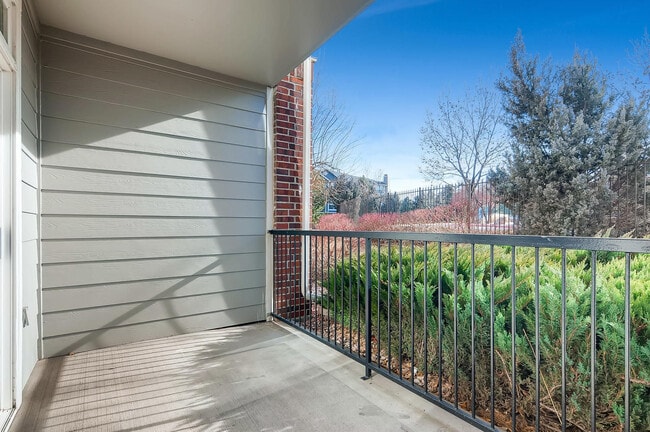 Lowry Park apartments — community photo