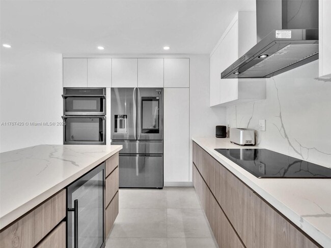 Building Photo - 1101 River Reach Dr Unit 302 Rental