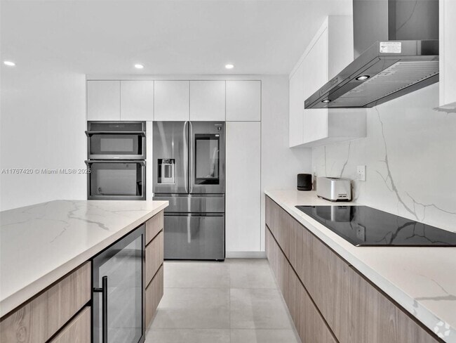 Building Photo - 1101 River Reach Dr Unit 302 Rental