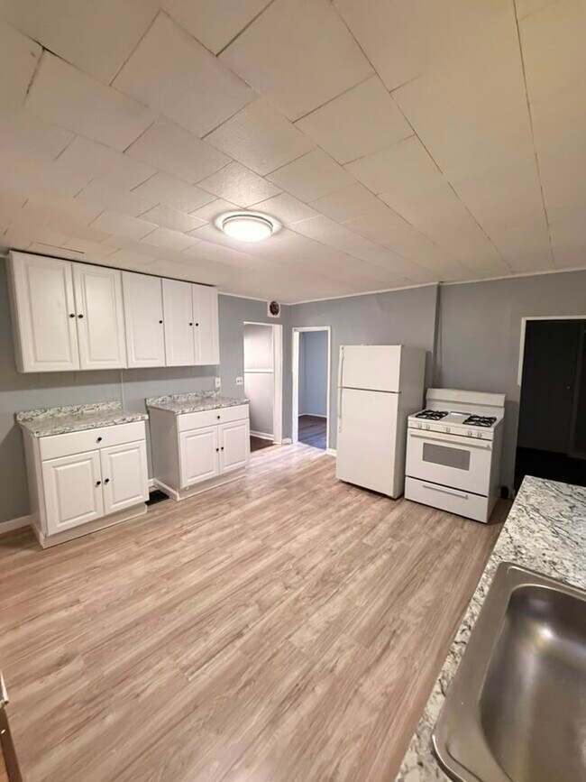Photo - 460 5th Ave Unidad 460 5th Ave #1