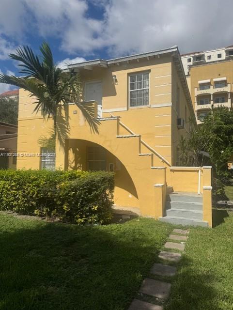 Photo - 15 Santillane Ave Unidad 3