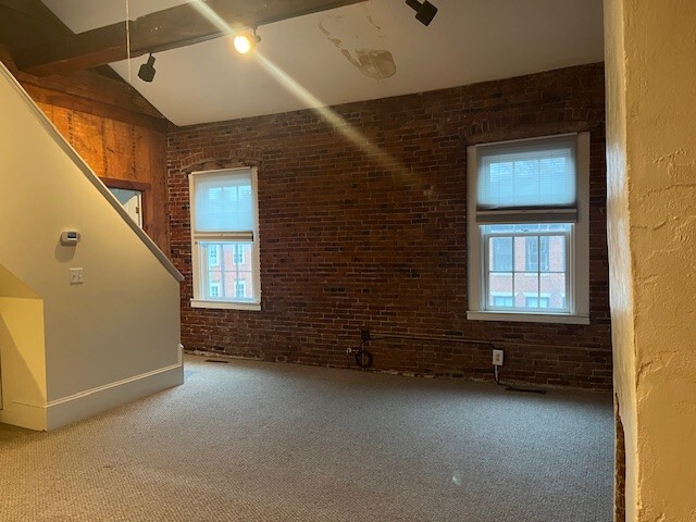 Photo - 10 State St Unit 310