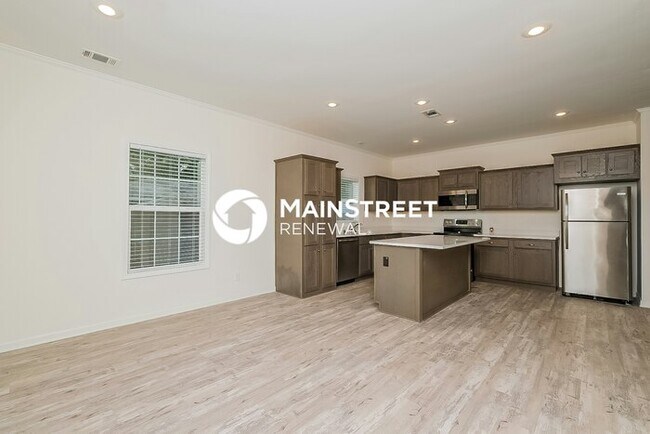 4 Bedroom Pet-Friendly Home in St. Petersburg, FL with Main Street Renewal