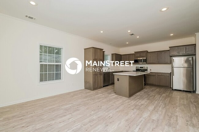 Photo - 4 Bedroom Pet-Friendly Home in St. Petersburg, FL with Main Street Renewal