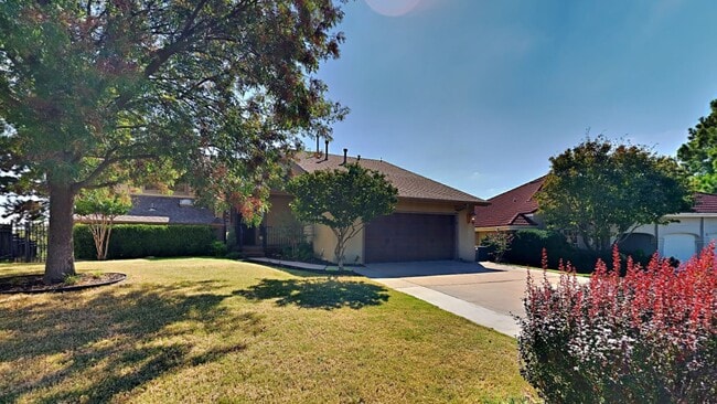 Building Photo - Welcome home to breathtaking views in this...