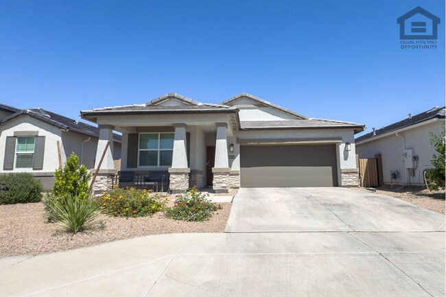 3Bed/2Bath House in Maricopa! Ready for Immediate Move-In!