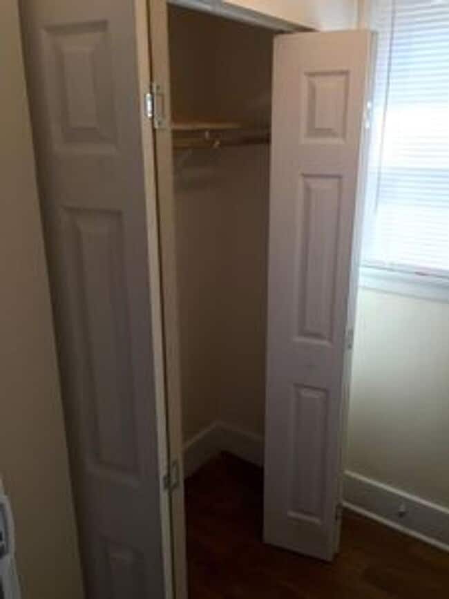 Photo - 2210 Shirleydale Ave