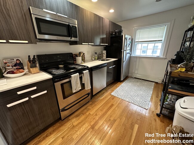 Photo - 59 Wyman St Unit 4