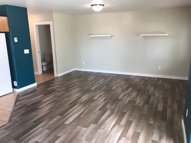 Photo - Spacious 3-Bedroom Condo in Belgrade – Gre...