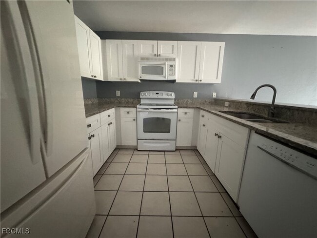 Photo - 849-851 Eisenhower Blvd