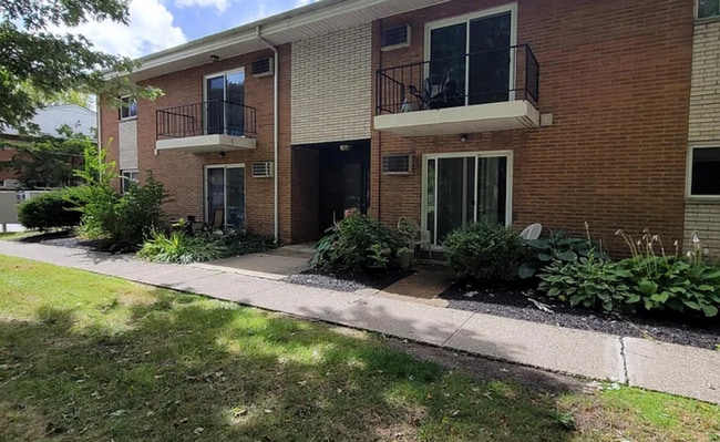 Richlawn Apartments