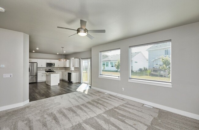 Photo - 4 Bedroom, 3 Bathroom Home In Waukee!