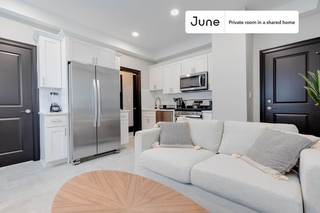 Photo - Room in Shared 3 bed/1 bath home Unit B