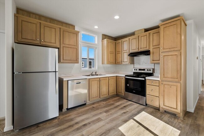 Photo - 16460 Finley Butte Rd