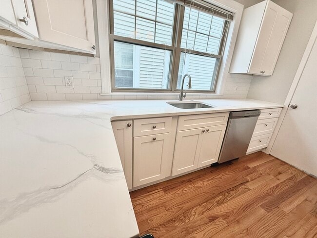 Photo - 184 Boston St Unit 2