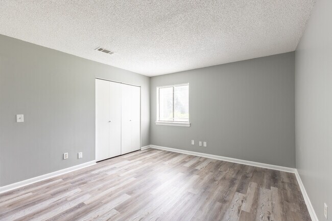 Pine Ridge Apartments