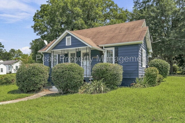 Photo - 2958 Winston Churchill Dr