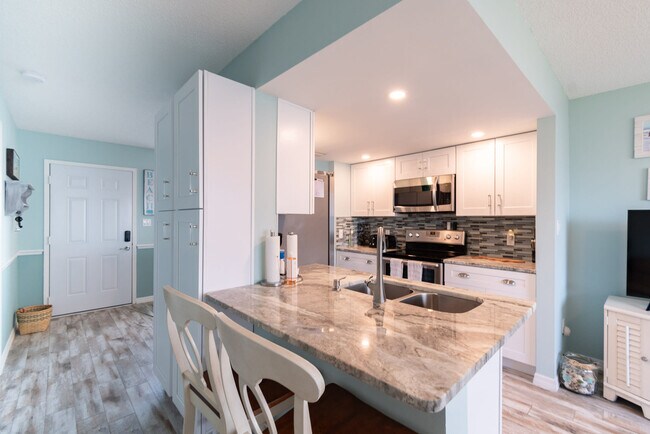 516 Beach Park Ln Unit SI FL1-ID1044474P