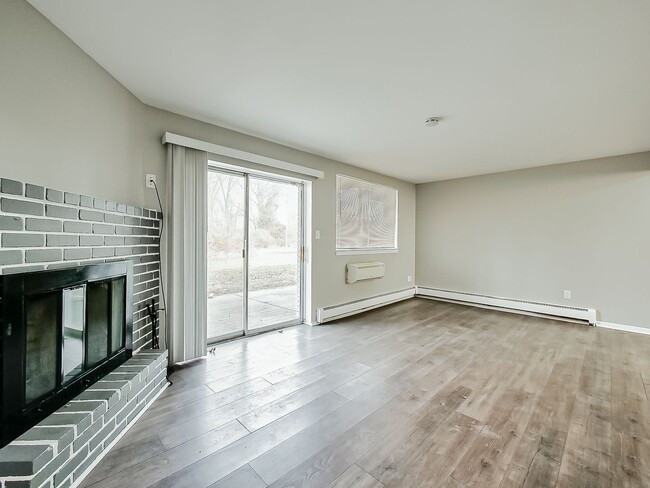 Photo - Easy Living in White Lake 2 Bed Home in Great Location