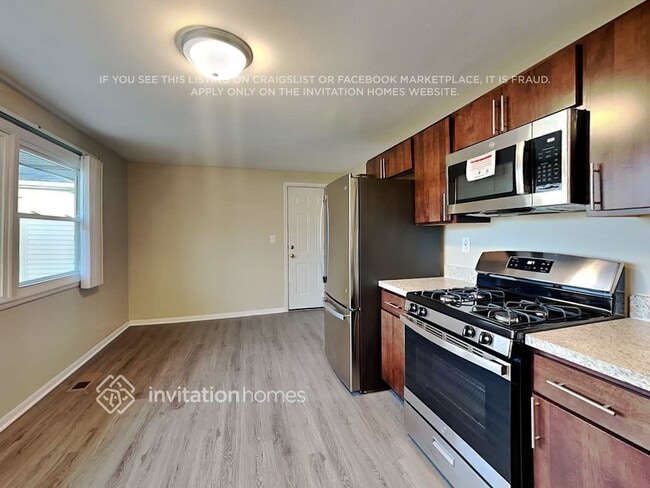 Photo - 800 S Cedarcrest Dr