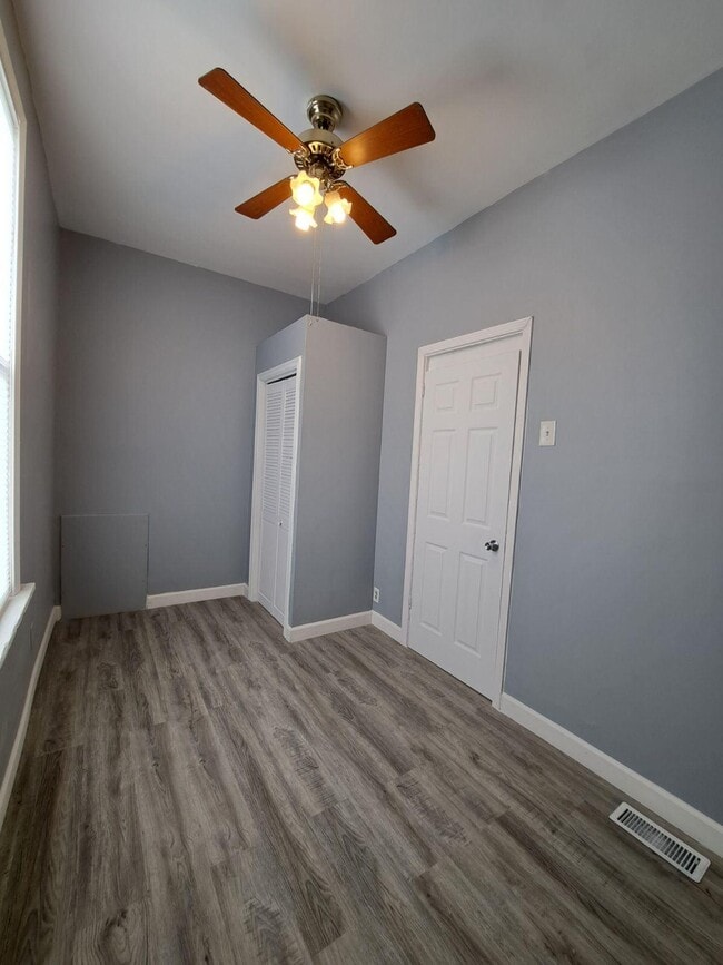 Photo - 4 bedroom in Chicago IL 60618 Unit 2R