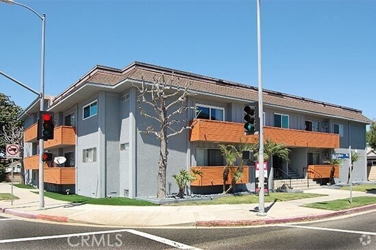 Building Photo - 11825 National Blvd Unit 5 Rental