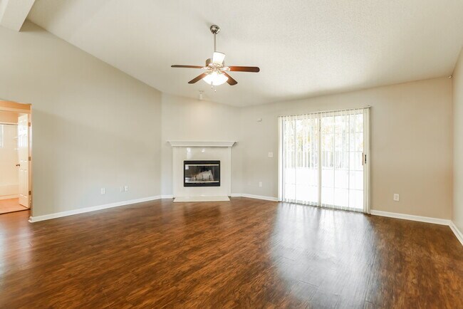 Photo - 8063 MacDougall Dr E