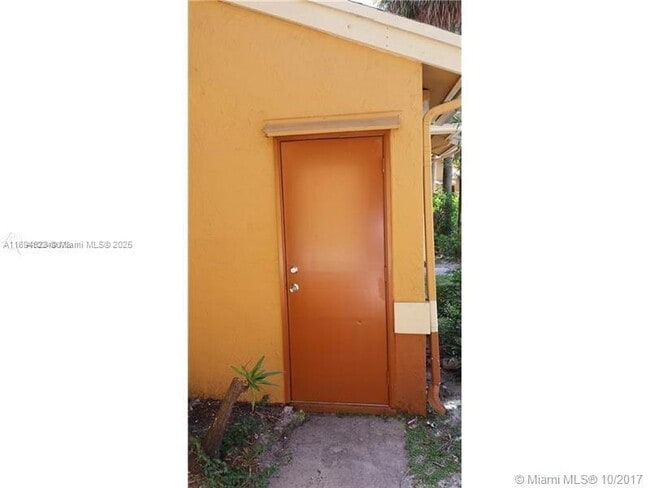 Photo - 2511 NW 56th Ave Unidad 4-25