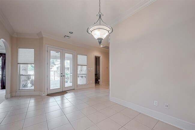 Photo - 14010 Barnhart Blvd
