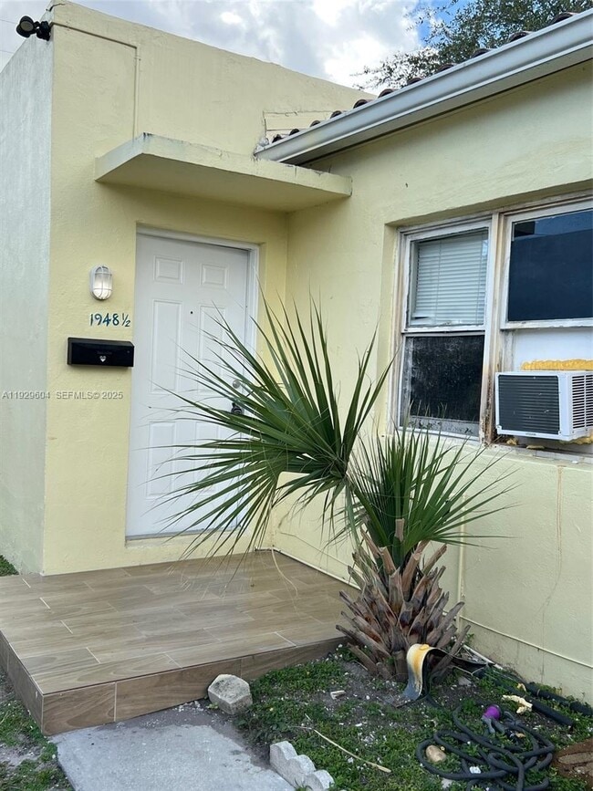 Building Photo - 1948 Fillmore St Unit 1948 1/2