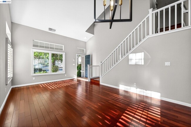 Photo - 133 Sundance Pl