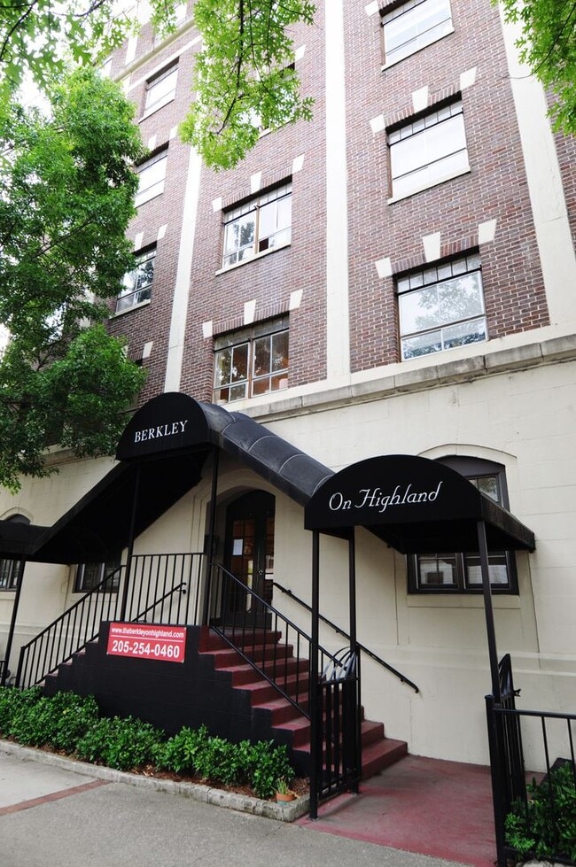 Photo - BERKLEY APARTMENTS