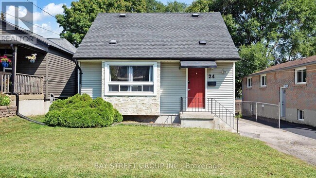 Photo - 24 Empire St