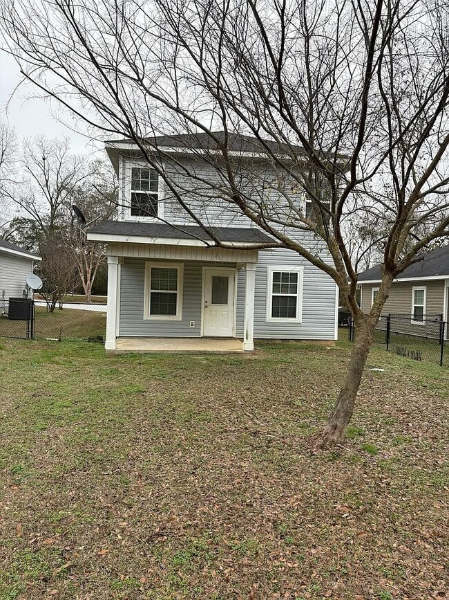 Photo - 2328 Middleton Rd