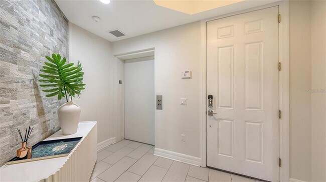 Photo - 1921 Monte Carlo Dr Unit 302