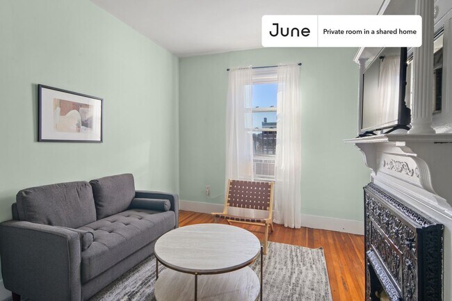 Room in Shared 4 bed/1.5 bath home in Allston