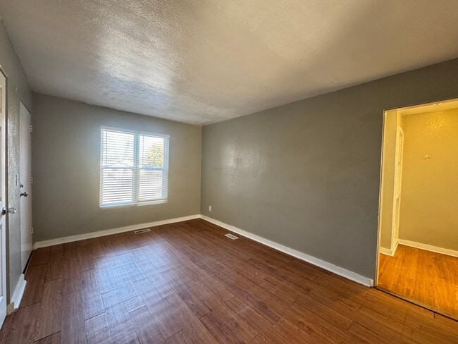 2030 NW 25th St Unit 9
