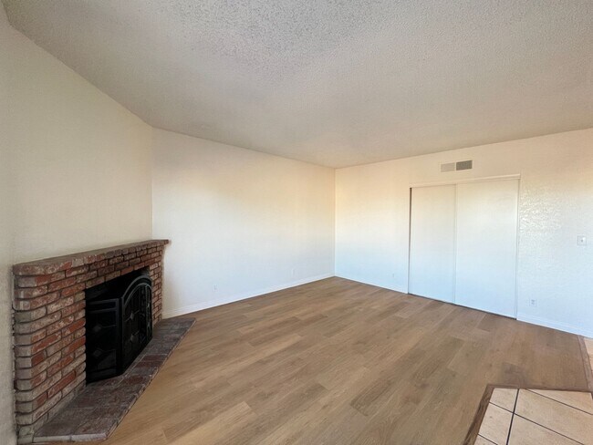 Photo - Sierra Oeste