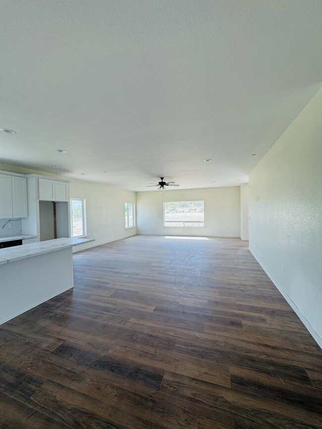 Photo - 10351 Crest Rd