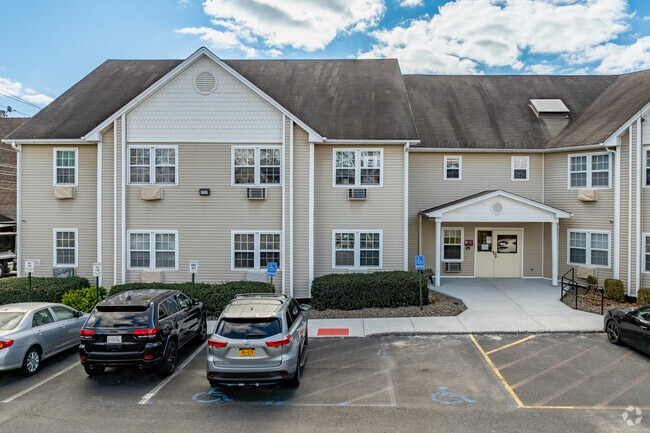 Photo - Monroe Commons