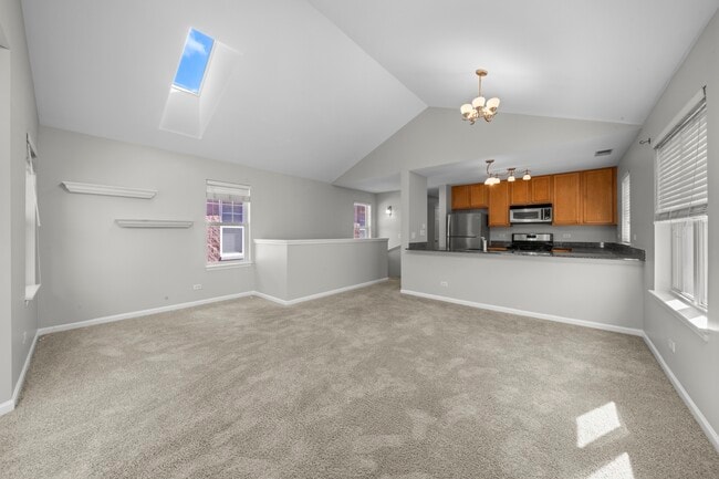 Photo - 649 W Elm St Unit C