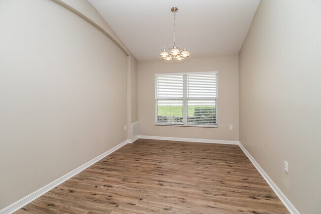 30700 Pga Dr