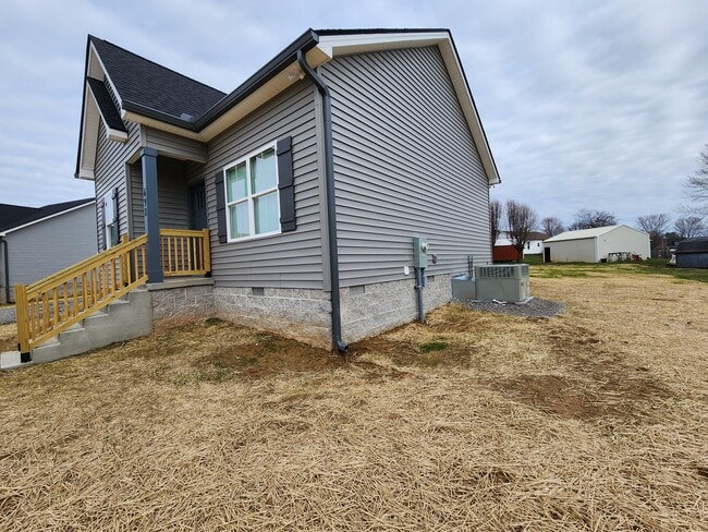 Photo - 698 Miriah Dr