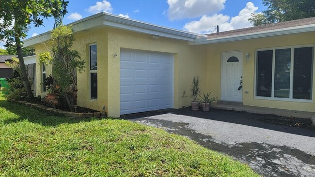Photo - 2590 NW 98th Ave
